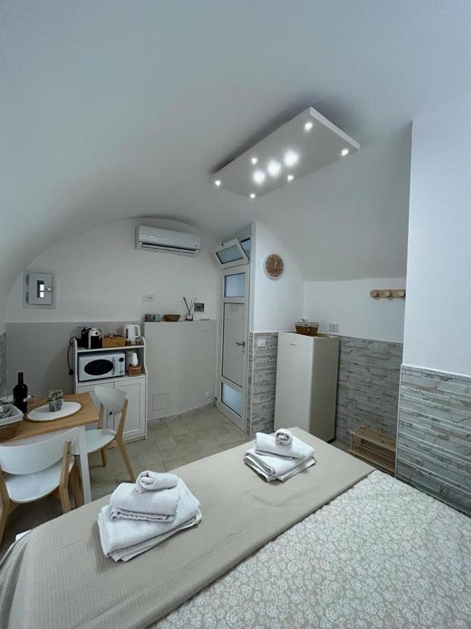 Mariuccia'S Home Барі Екстер'єр фото