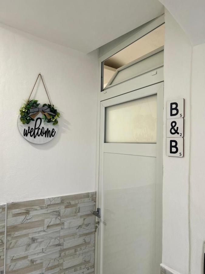 Mariuccia'S Home Барі Екстер'єр фото
