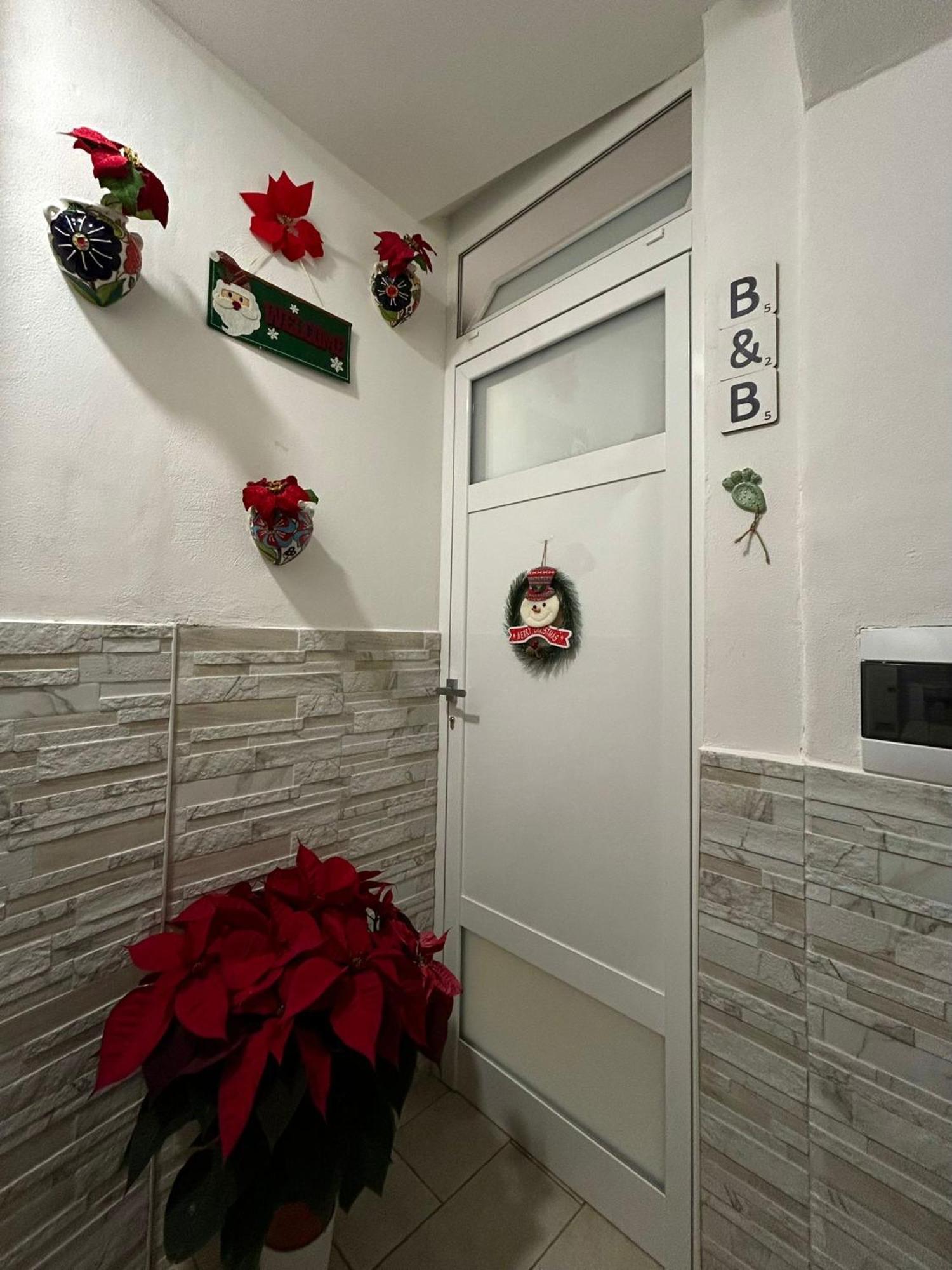 Mariuccia'S Home Барі Екстер'єр фото